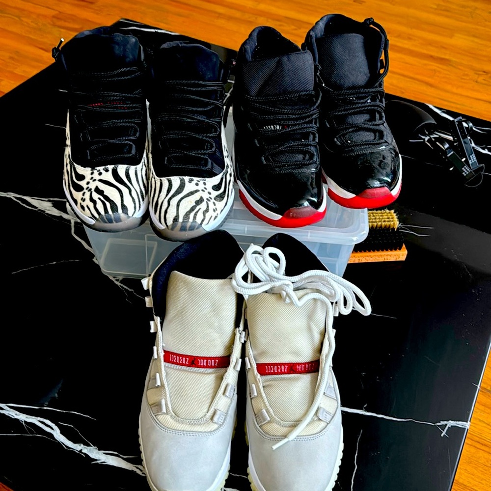 😳😳😳. Jordan 11 bundle. Animal instinct , Bred 11 need reglue.   Platinum tint